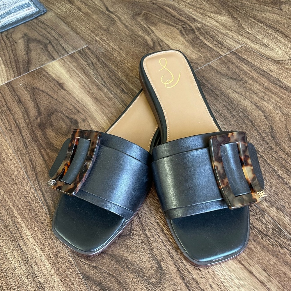 Sam Edelman INEZ SLIDE SANDAL, Black with Tortoiseshell Buckle. Size 10.5